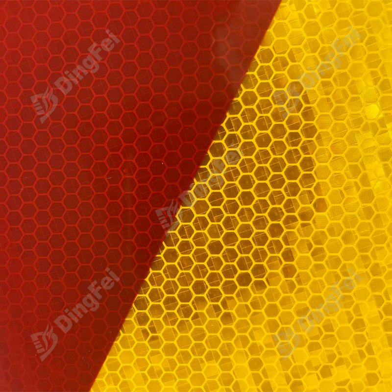 Heavy Vehicle Rear Marker Plates - 